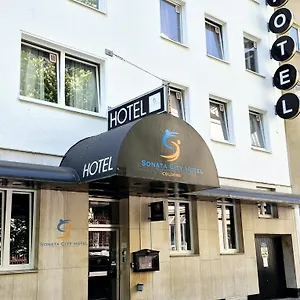 meininger-hotel-cologne-city-center.topcolognehotels.com/